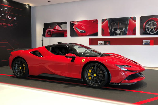 Những mẫu ôtô chính hãng có giá đắt nhất Việt Nam