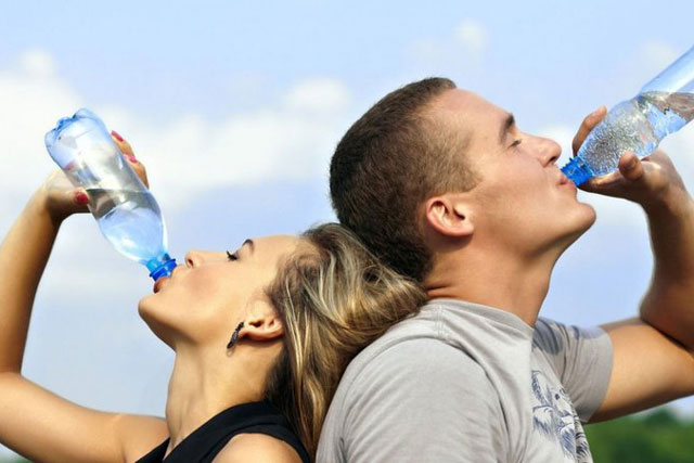 8 mẹo giúp loại bỏ cơn đau cổ và lưng hiệu quả, ai cũng có thể áp dụng