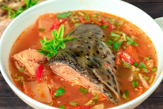 Thường xuyên bị hoa mắt chóng mặt, đau mỏi vai gáy: Đừng bỏ qua 3 món canh bổ dưỡng dưới đây