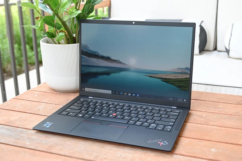 1. Lenovo ThinkPad X1 Carbon Gen 9.