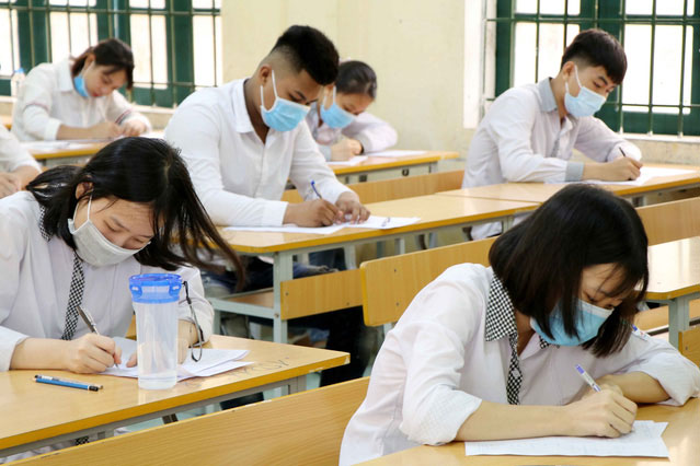 Hướng dẫn thực hiện Chương trình giáo dục trung học ứng phó dịch COVID-19