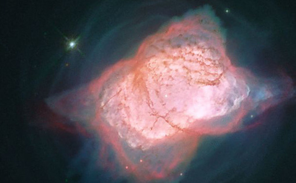 Các nhà khoa học đã tìm thấy phân tử đầu tiên trong vũ trụ nhờ vào tinh vân cách chúng ta 3.000 năm ánh sáng