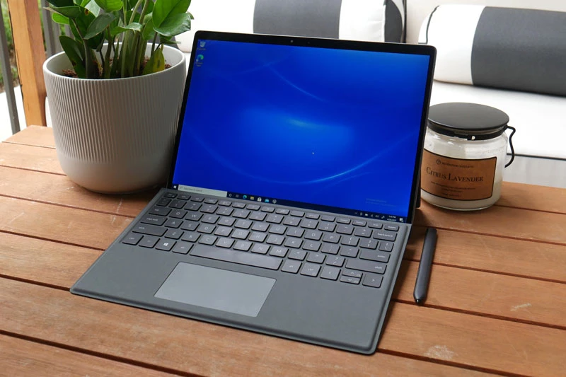 7. Dell Latitude 7320 Detachable.