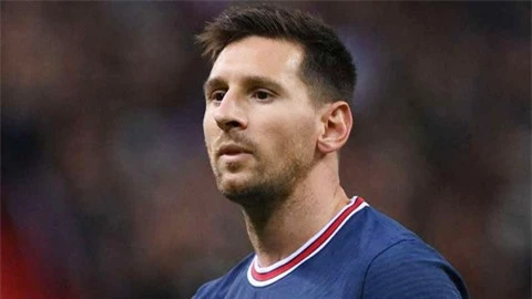 Nhìn lại tháng đầu tiên Messi ở PSG: Mờ nhạt trong sân, rạng rỡ ngoài sân