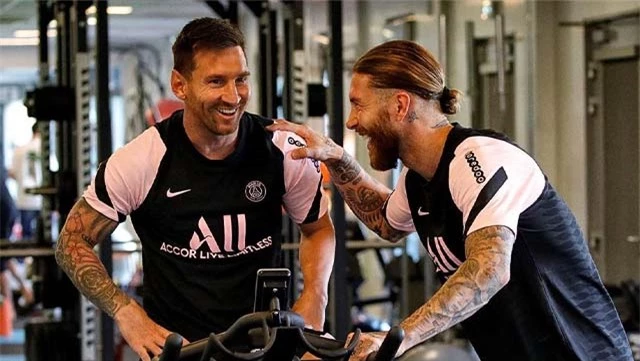 Messi và Ramos đổi thù thành bạn