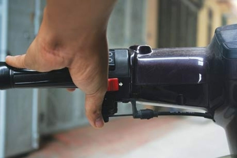 Cần làm gì với xe máy "đắp chiếu" lâu ngày?