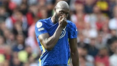 Cựu hậu vệ Arsenal chỉ điểm cách khóa chặt Lukaku