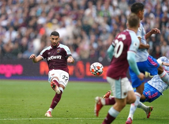 Bàn mở tỷ số trong trận West Ham vs Man United 