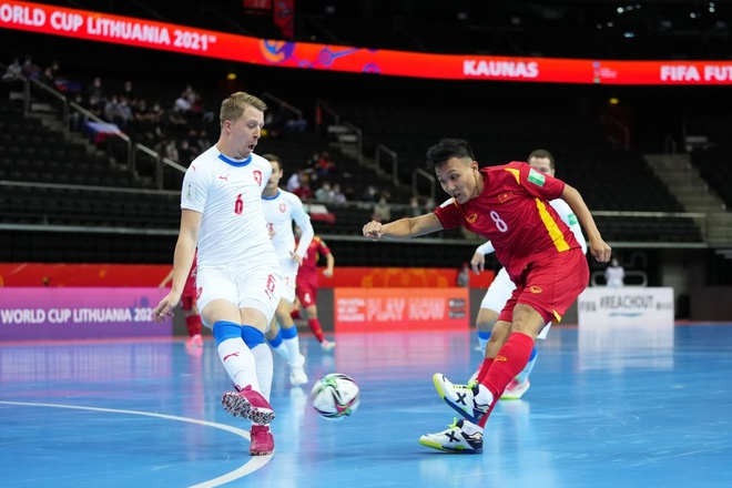 ĐT futsal Việt Nam tạo 'địa chấn', giành quyền vào vòng 1/8 World Cup 