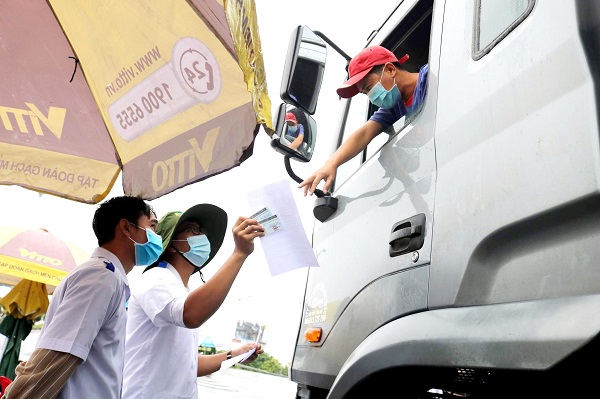 ĐBSCL loay hoay giãn cách, kinh tế “đóng băng”, doanh nghiệp “chết” lâm sàng