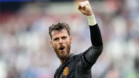 Sau 5 năm, De Gea mới cản phá thành công một quả 11m