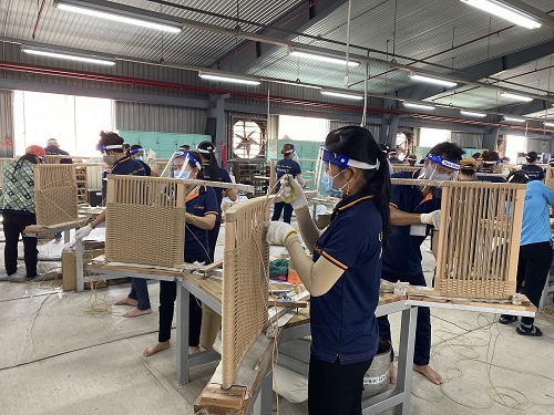 Bình Dương: Triển khai mô hình “3 xanh”, “3 tại chỗ linh hoạt” giúp doanh nghiệp phục hồi sản xuất
