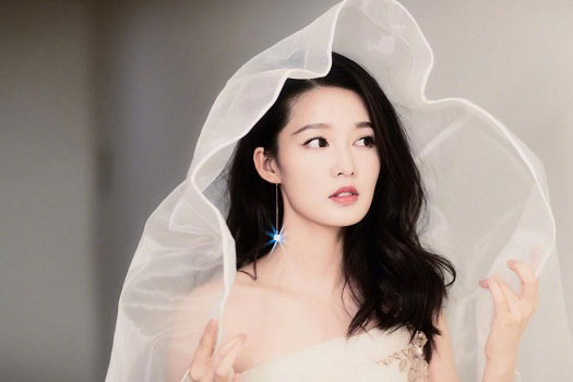 Đàn ông sẽ day dứt nếu không hẹn hò với phụ nữ 30 vì nghĩ cô ấy già, cư xử như bà cụ non