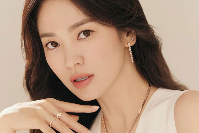 Rầm rộ tin Song Hye Kyo chỉ là "kẻ thế vai" cho dự án phim mới, fan chỉ trích nhà sản xuất đang lợi dụng nữ diễn viên