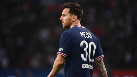 Messi chấn thương đầu gối, nguy cơ lỡ trận Man City