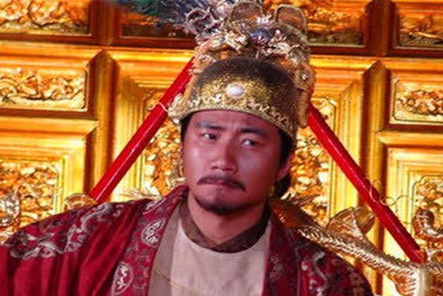 Chu Nguyên Chương thết đãi công thần, Lưu Bá Ôn vừa nhìn thấy đồ ăn mặt liền biến sắc vì nhận ra ý định đáng sợ của vua