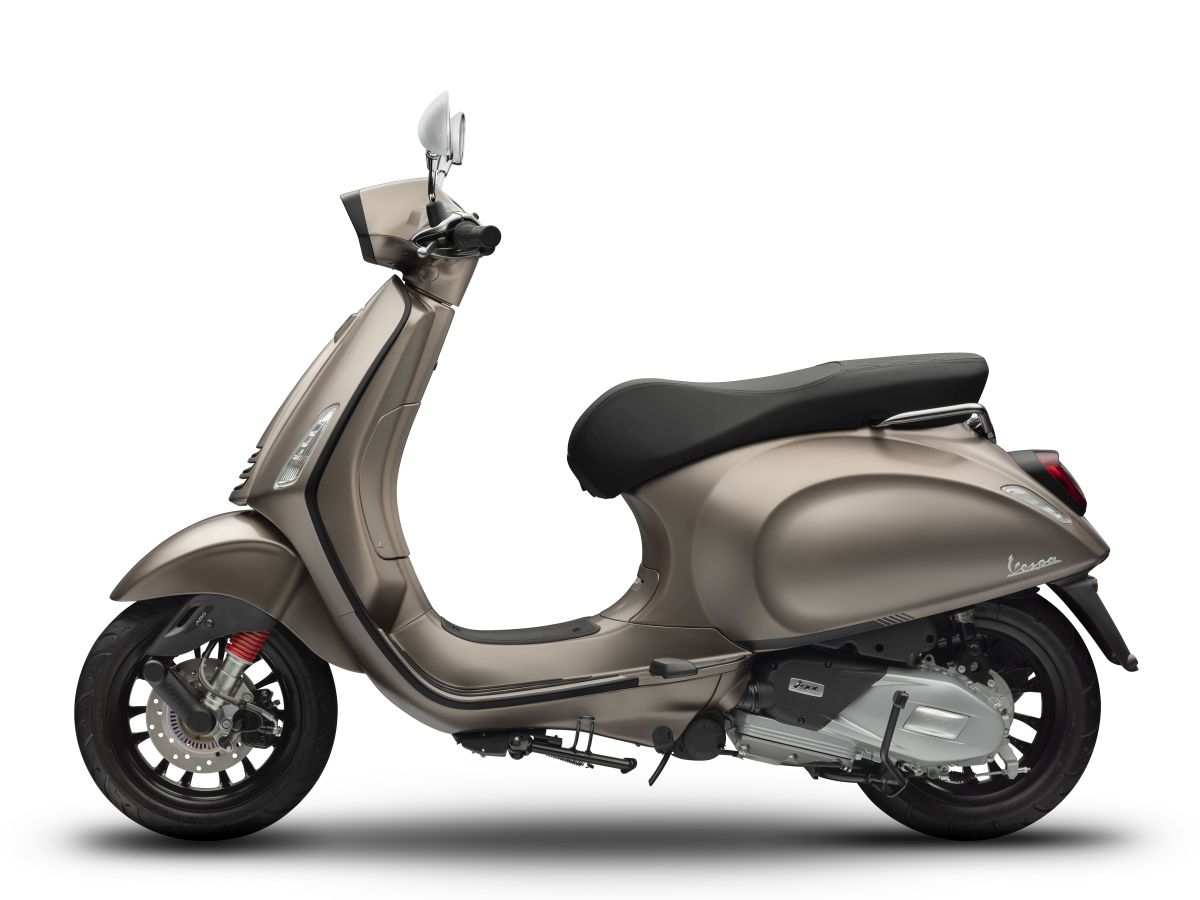 Vespa Sprint S 150 2021 ra mắt: Màn hình LCD, giá hơn 100 triệu đồng