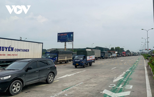 Hà Nội vẫn kiểm soát chặt chẽ người dân ra, vào thành phố theo Chỉ thị 16