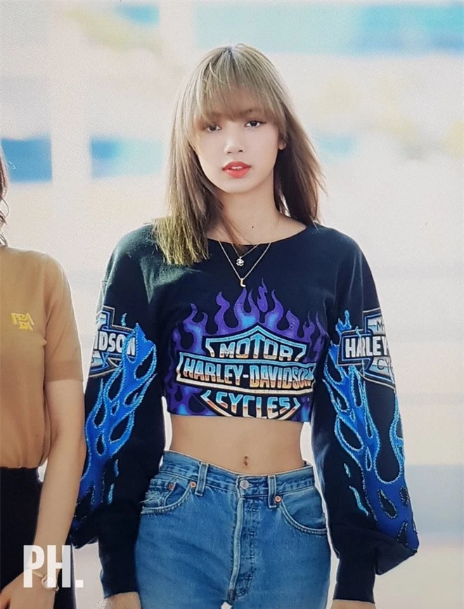 Lisa (BLACKPINK) xả ảnh hậu trường MV solo, kiểm chứng luôn vòng eo 51cm: Thực sự đẹp hiếm có hay gầy phát sợ? - Ảnh 8.