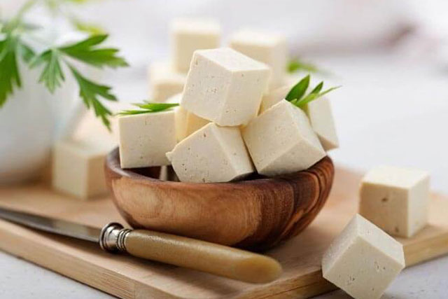Ăn nhiều đậu phụ có tốt không khi đây là một món ăn ngon và phổ biến?