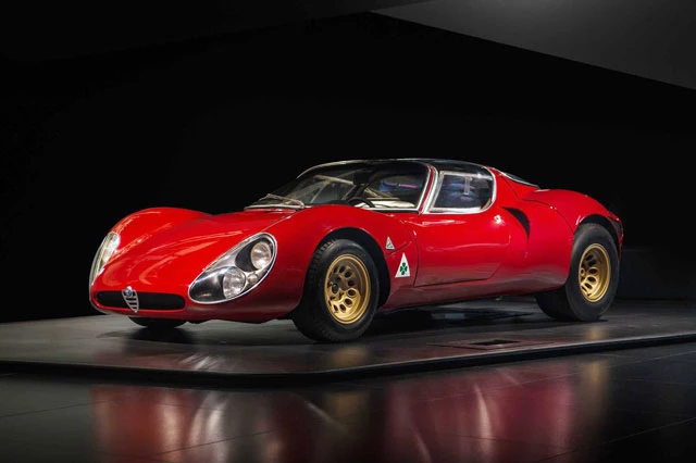 10. Alfa Romeo 33 Stradale 1967-1969.