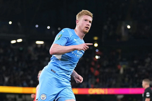 Tiền vệ: Kevin De Bruyne (Manchester City).