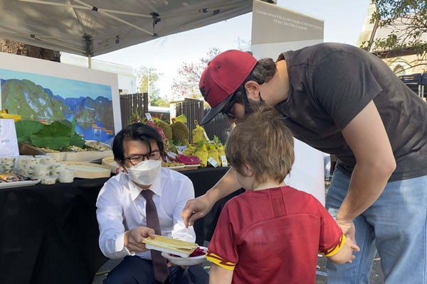 Thanh long Việt được người dùng Australia đánh giá '5 sao', giá hơn 81.000 đồng/quả