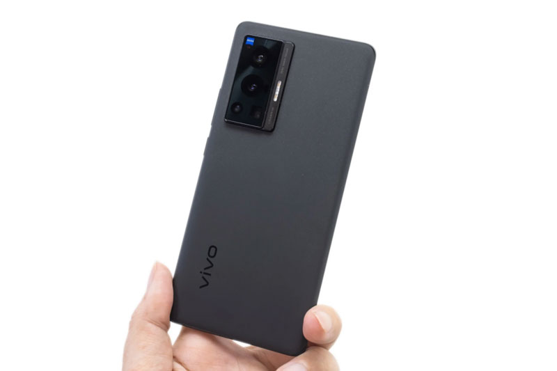 Vivo X70 Pro 5G với RAM 12 GB, camera chất lượng, màn hình 120Hz chốt giá 19,99 triệu tại Việt Nam