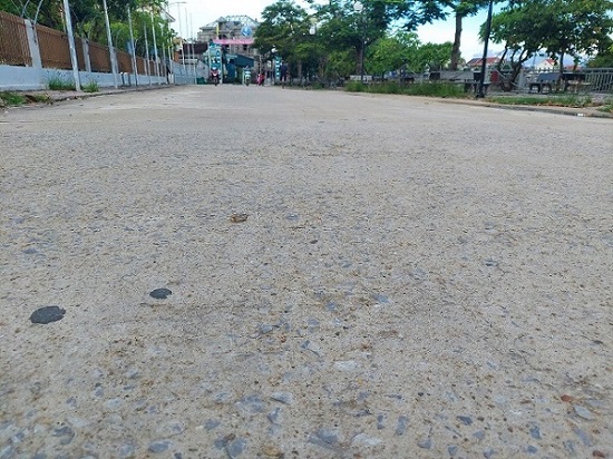 Nghệ An: Đoạn đường nông thôn 10 tỷ đồng dài chưa "tày gang"...hư hỏng chấn động theo năm tháng?