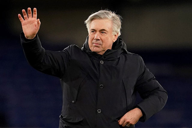 Ancelotti 'sáng chế' ra một 'Real U23' như thế nào?