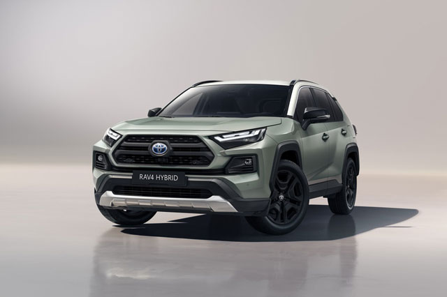 Toyota RAV4 Adventure 2022 ra mắt với ngoại hình cơ bắp