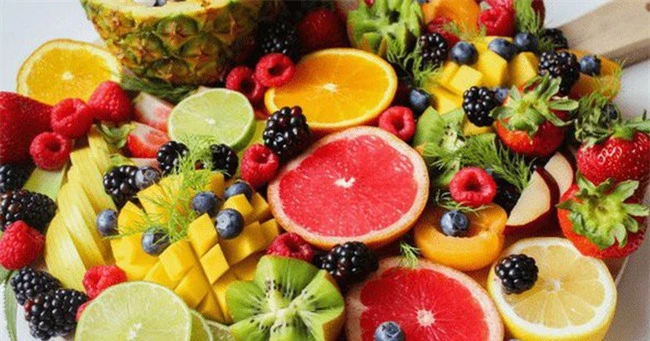 Đâu là thời điểm ăn trái cây tốt nhất cho sức khoẻ? - Ảnh 2.