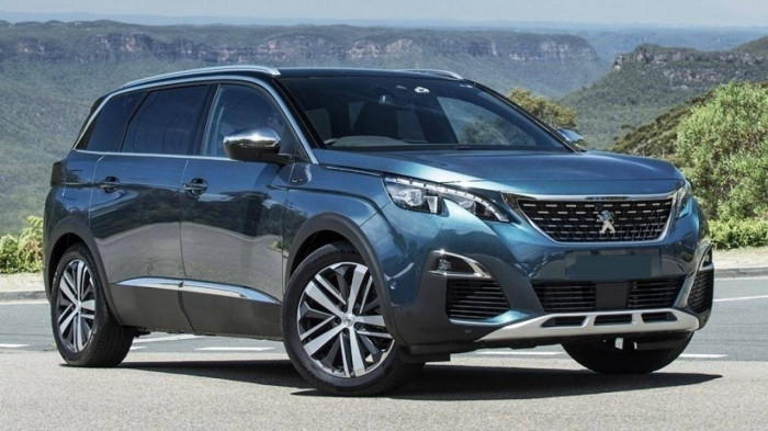 Peugeot 5008 giảm giá 150 triệu đồng, cạnh tranh với Mazda CX-5