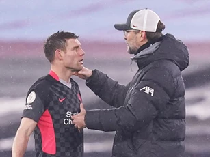HLV Klopp từng suýt đánh nhau với công thần của Liverpool