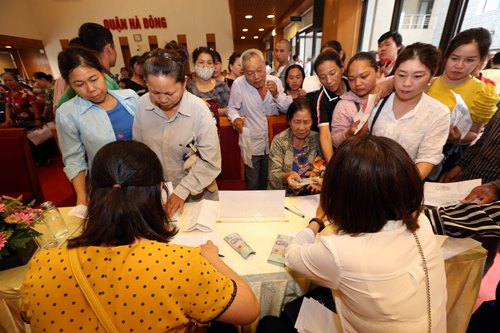 UNDP đề xuất chương trình hỗ trợ tiền mặt cho người bị ảnh hưởng bởi COVID-19 