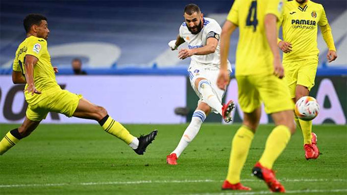 Benzema 'tắt điện', Real vẫn giữ ngôi đầu La Liga