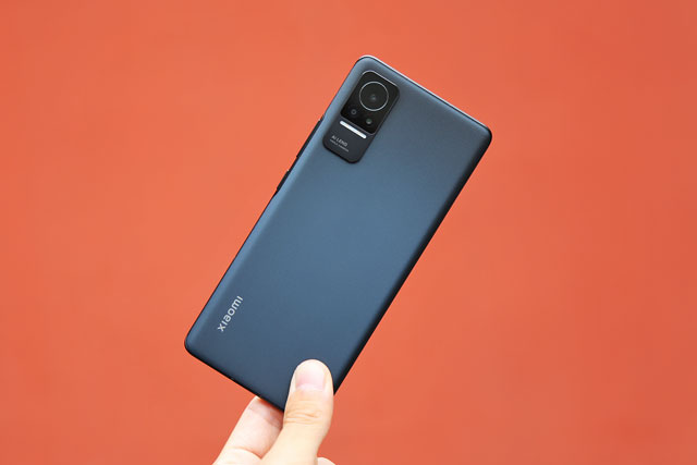 Smartphone cấu hình ‘khủng’, màn hình 120Hz, sạc siêu tốc, giá hơn 11 triệu đồng
