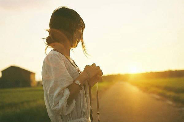 5 điều bạn nên ngẫm ngay khi thấy tự ti, không hài lòng về chính mình