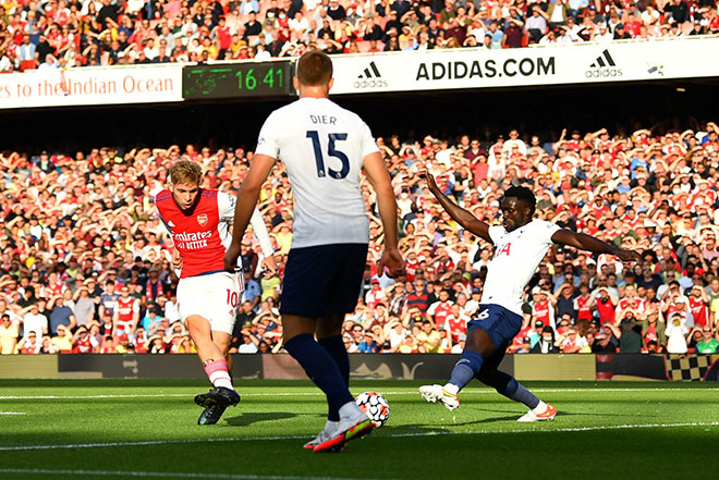 Sao trẻ tỏa sáng, Arsenal đại thắng Tottenham