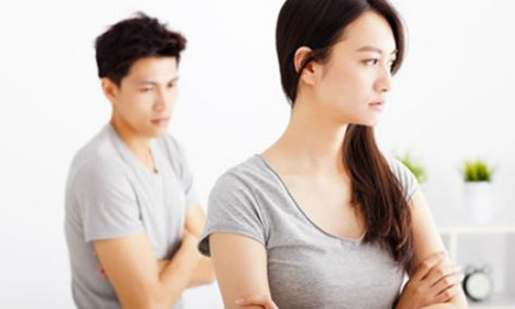 Phụ nữ lấy chồng 5-6 năm không có nổi 200 triệu phòng thân, liệu có vô dụng?