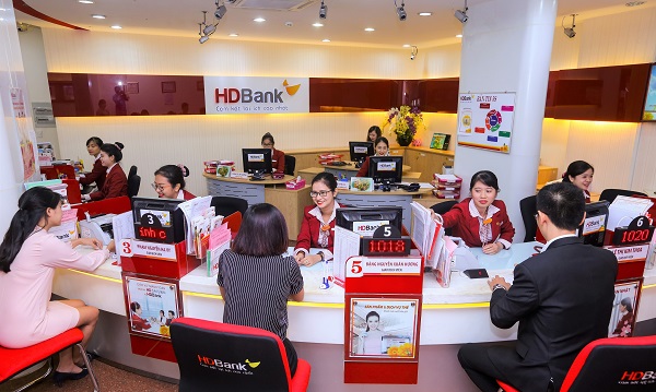 HDBank vào Top 8 thương hiệu tài chính dẫn đầu Việt Nam năm 2021