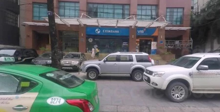 Eximbank chi nhánh Ba Đình đang bị một công dân khởi kiện ra Tòa án.