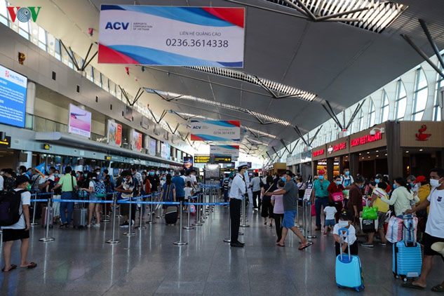 Người chưa tiêm vaccine vẫn được đi máy bay, tàu xe bình thường sau giãn cách?