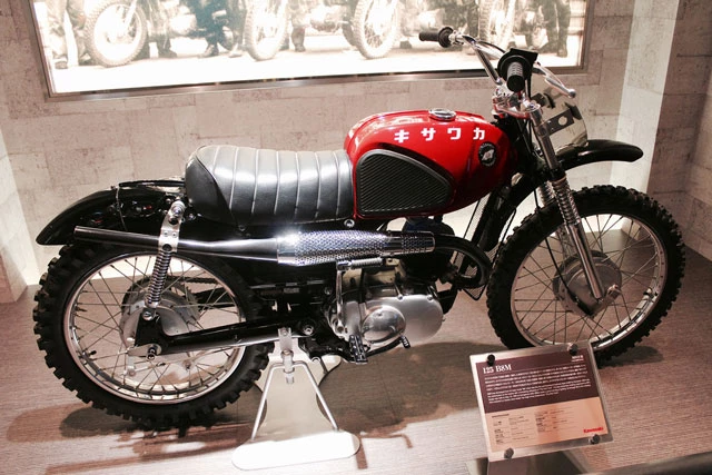 10. Kawasaki B8M 1962. Ảnh: Flickr.