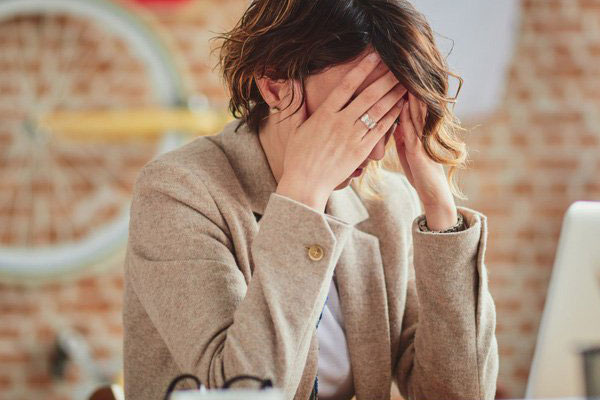 Luôn mệt mỏi, ủ rũ có thể cảnh báo bạn đang gặp vấn đề nào về sức khoẻ?