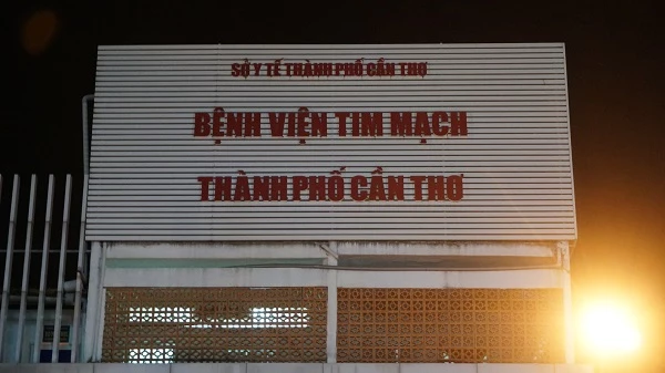 Bệnh viện tim mạch TP Cần Thơ bị phong tỏa.