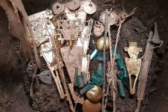 Kho báu đầy vàng, ngọc tiết lộ "thành phố vàng" trong truyền thuyết