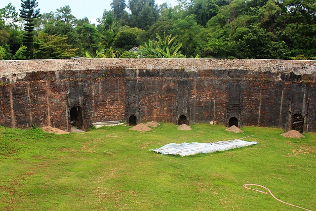 Đến với đấu trường Voi Ré - Hổ Quyền độc nhất tại Huế