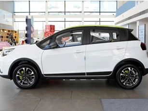 Chi tiết SUV chạy điện phạm vi hoạt động 322 km, giá 210 triệu đồng