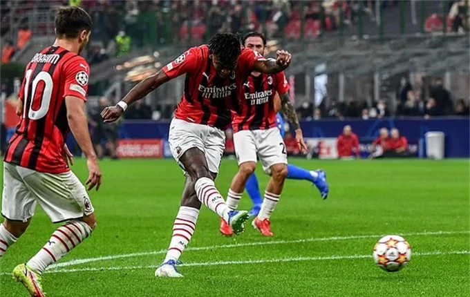 Leao mở tỷ số trận Milan vs Atletico